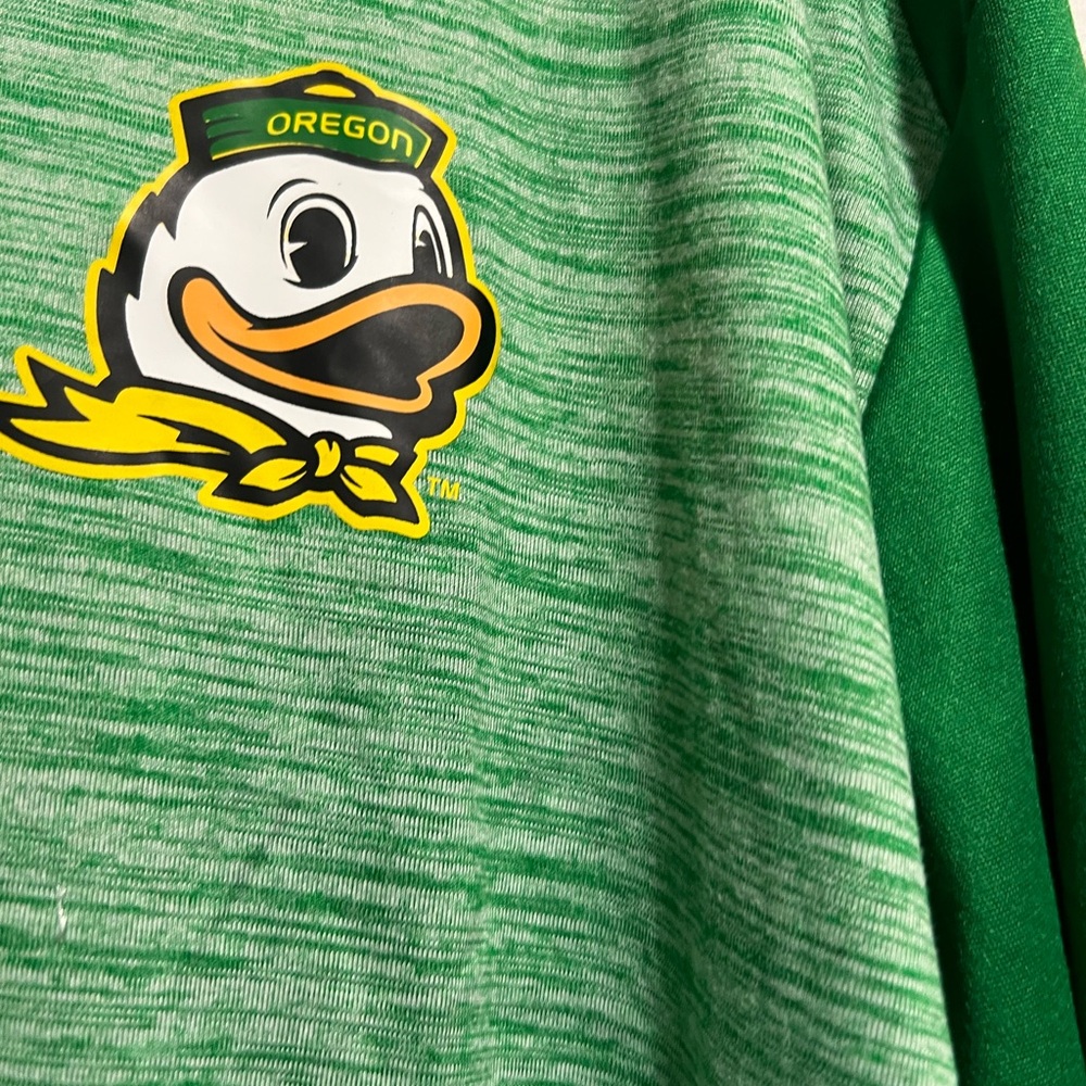 Oregon Ducks men 1/4 zip Long Sleeve Shirt - Picture 2 of 4